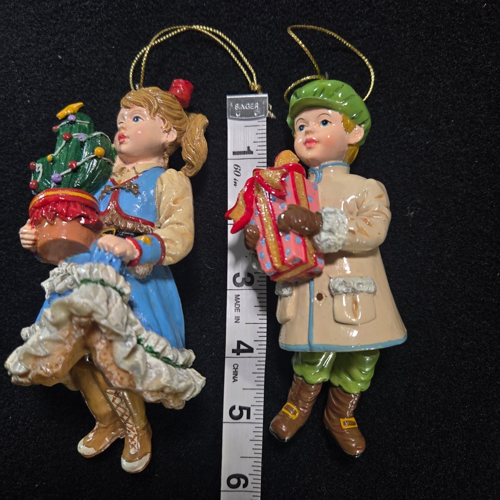 Vintage Victorian Boy and Girl Christmas Ornaments Resin Figurine Set of 2 Decor - Picture 5 of 6